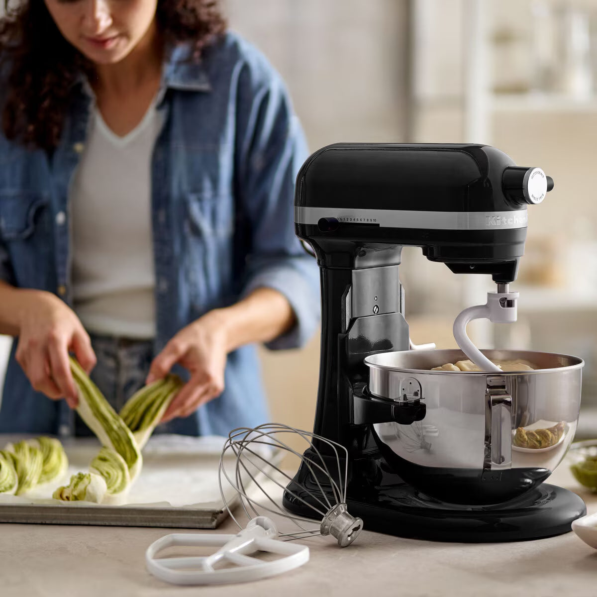 Kitchenaid Heavy Duty Stand Mixer 5.2L, Onyx Black, 5KSM55SXXBOB - Nonynana